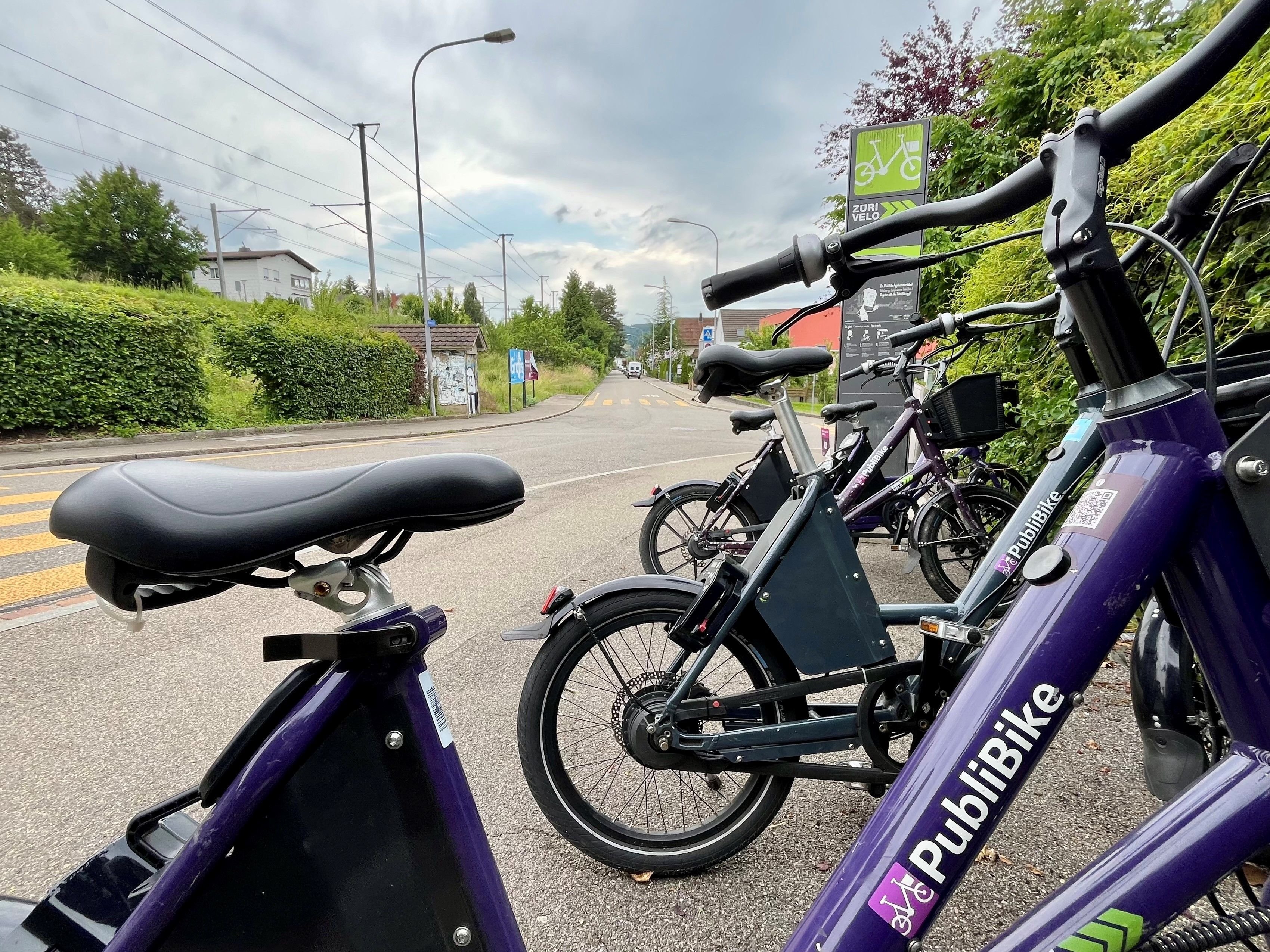 -Z-ri-Velo-im-Limmattal-Urdorf-radelt-Dietikon-davon
