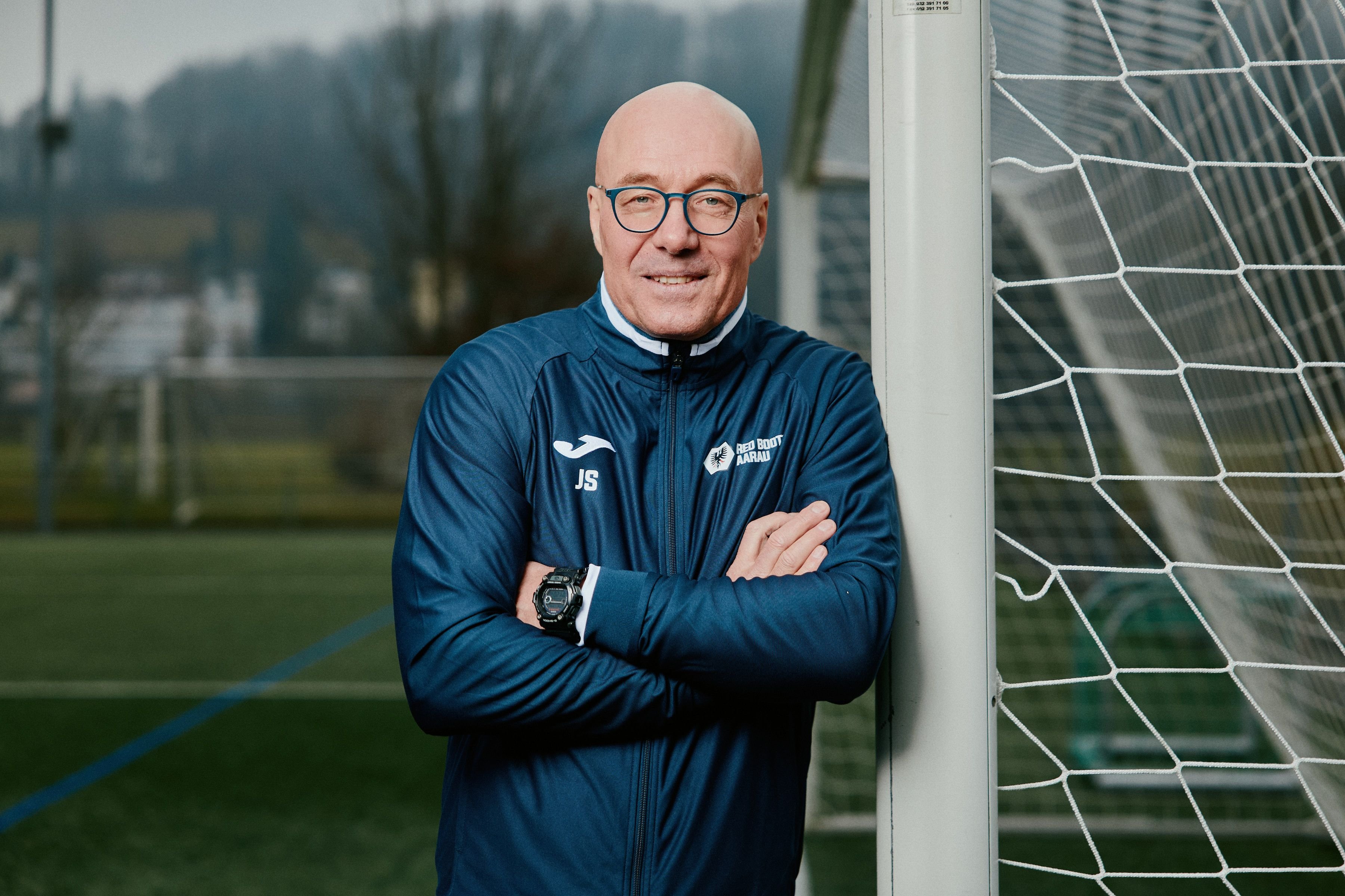 -der-verdr-ngungswettbewerb-ist-in-vollem-gange-trainer-j-rgen-seeberger-ber-sein-engagement-bei-den-red-boots