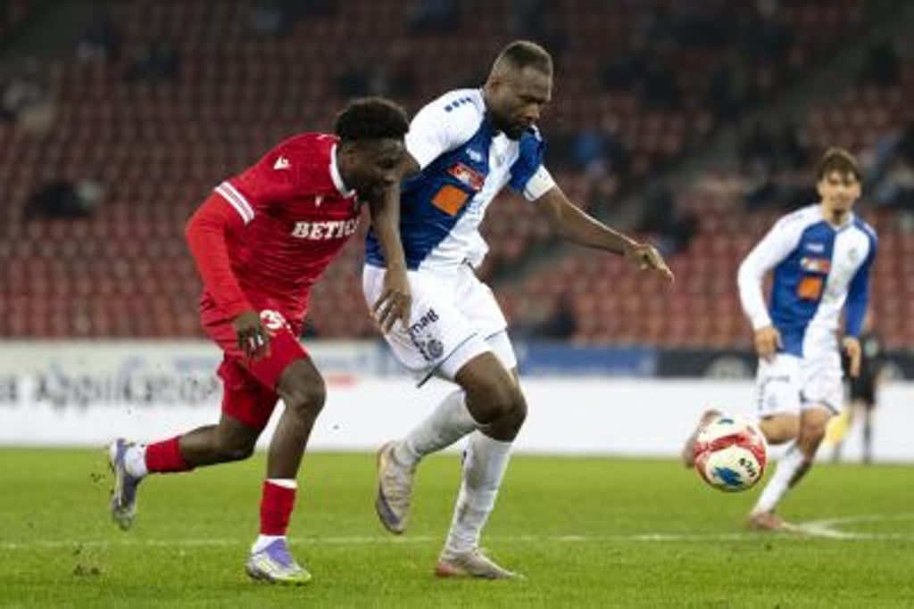 Neuer Innenverteidiger für Grasshoppers ++ Das sind die Davis-Cup Begegnungen ++ FCZ verpflichtet Alexander Hack ++