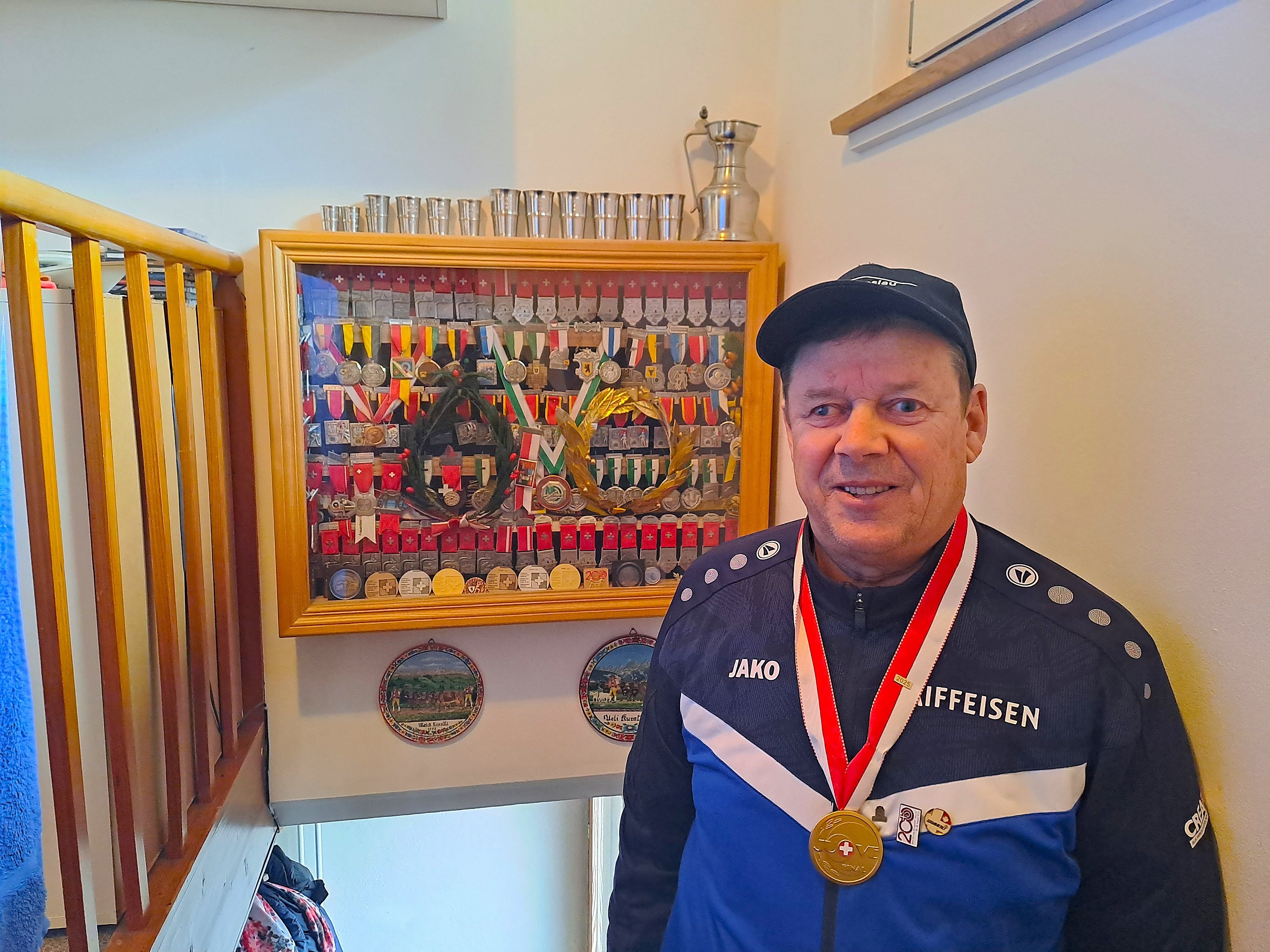 Mit-nur-einem-Auge-und-altem-Gewehr-Toggenburger-Pension-r-wird-Schweizermeister