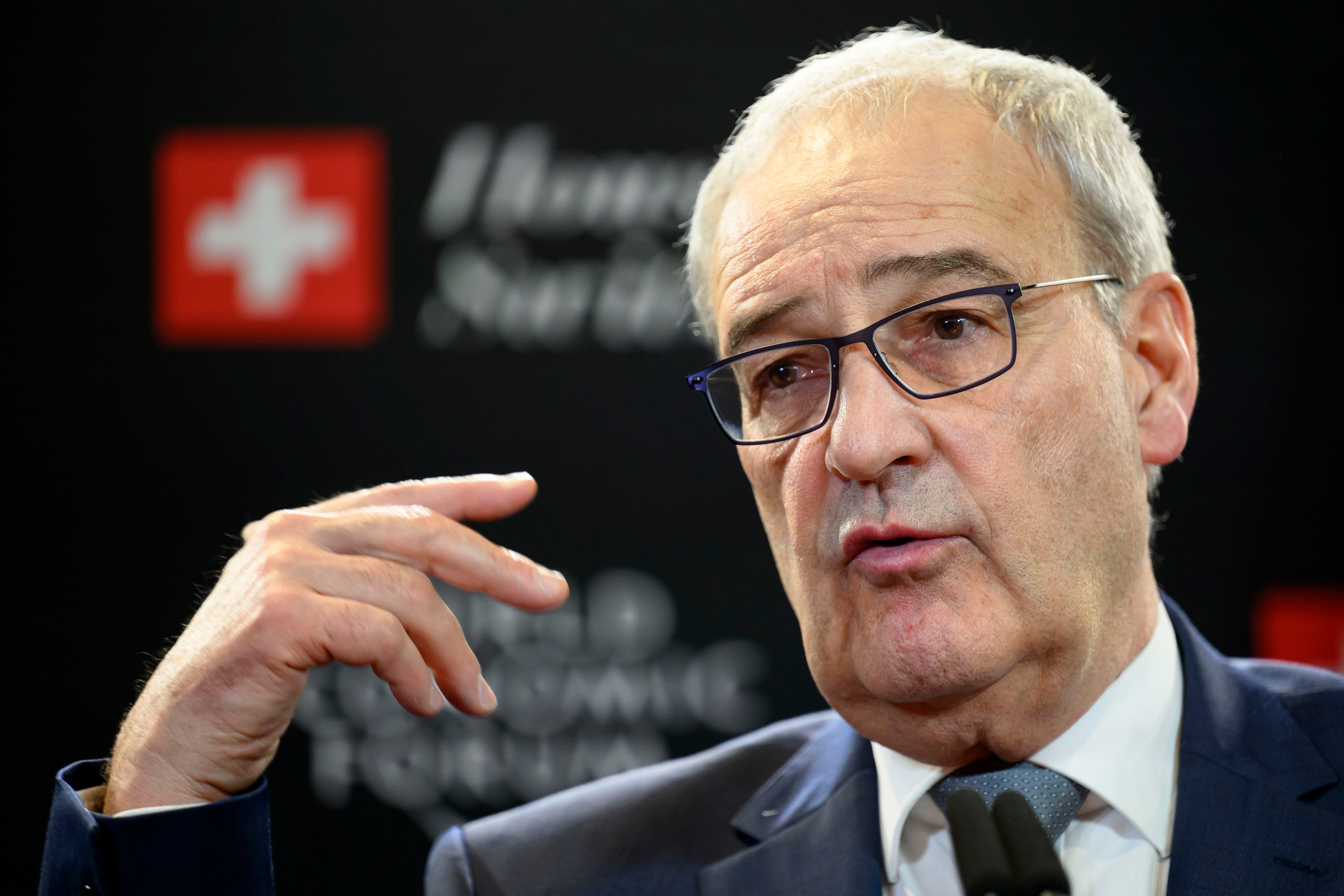 F-r-versp-tete-Zahlungen-an-Arbeitslose-tr-gt-Guy-Parmelin-die-Verantwortung