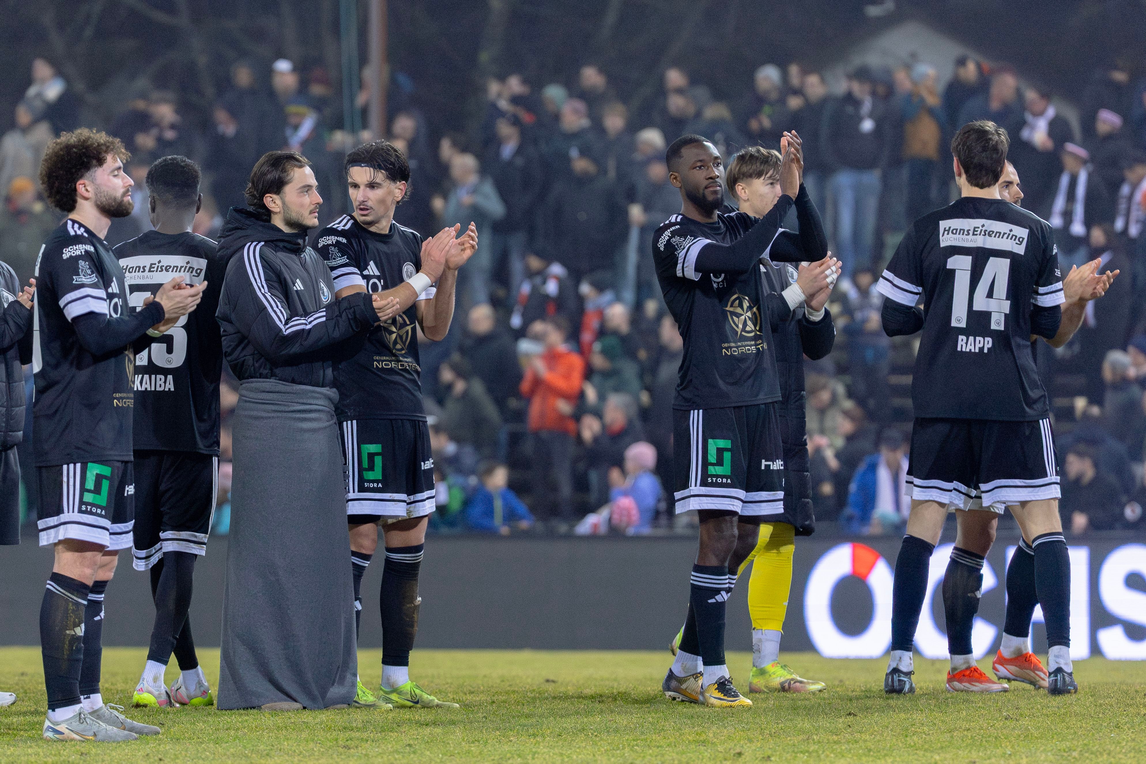 dank-einem-tor-in-allerletzter-sekunde-dezimierte-wiler-holen-gegen-aarau-ein-remis