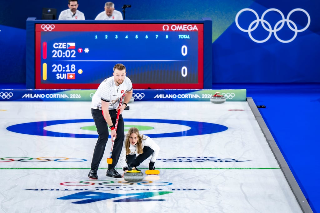 Curling-Ehepaar Schwaller bangt um die Playoffs ++ Erste Goldmedaille für die Gastgeber ++ Ragettli und Gubser stehen im Final