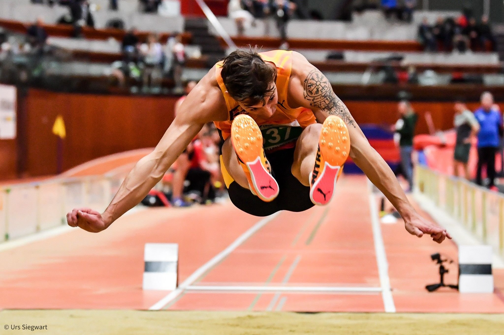 SM-Titel-f-r-Simon-Ehammer-Athleten-des-TV-Teufen-feiern-nationale-Erfolge