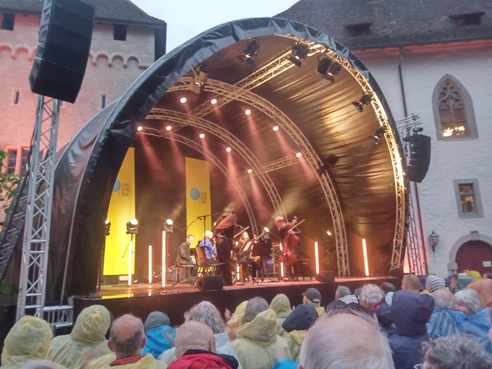 rinderausstellung-klassikfestival-selbsterntegarten-diese-projekte-profitieren-vom-swisslos-fonds