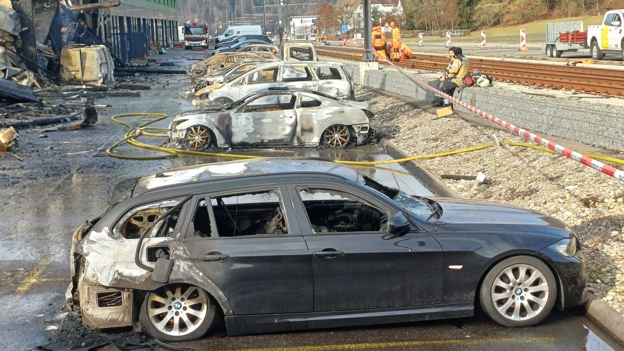 Vier-Festnahmen-nach-Feuer-in-Bubendorf