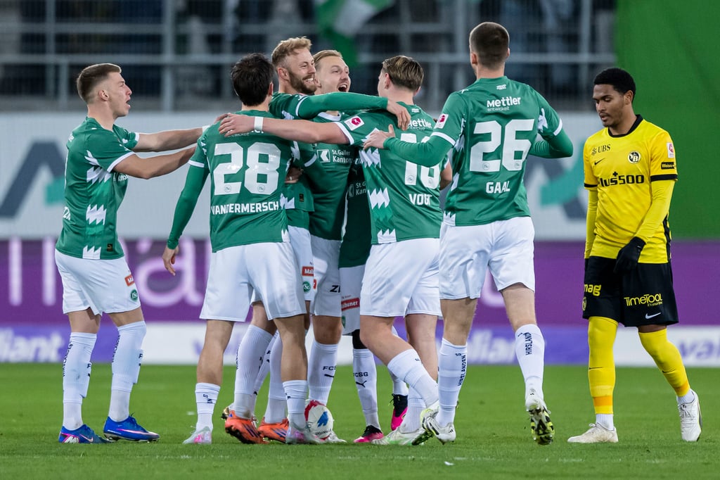 Jetzt live: Der FCSG schiesst gegen YB zwei frühe Tore – 2:0 nach wenigen Minuten