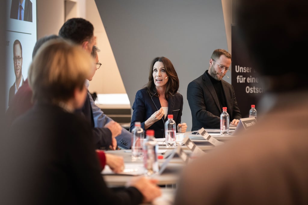 «Welche Schweiz wollen wir?»: Am Tagblatt-Podium zur Halbierungsinitiative haben Susanne Wille und das Publikum den stärksten Auftritt