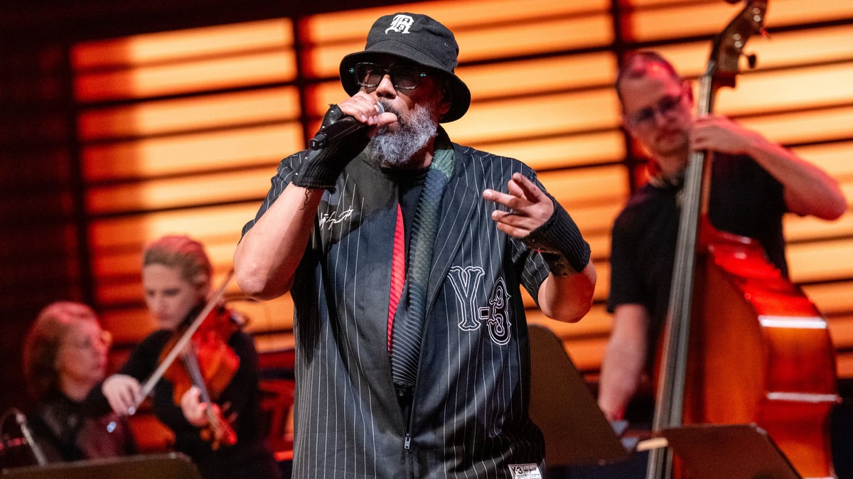 KKL: Samy Deluxe mit Mikis Takeover! Ensemble